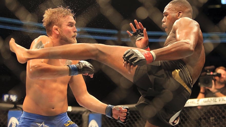 6 UFC Fighters Who Came Up Short in All Three of Their Undisputed Title Fights