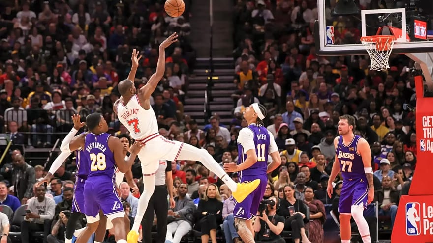 Rockets Fans Hoping For A Hollywood Ending Playoff Matchup