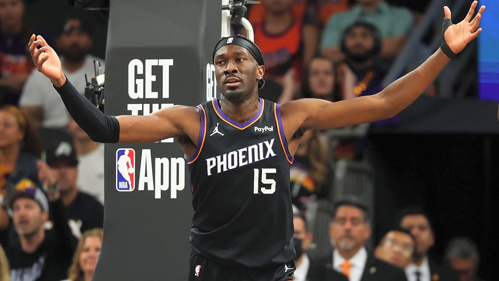 NBA Notes: Suns, Mark Williams, Hawks, Buddy Hield, Pelicans