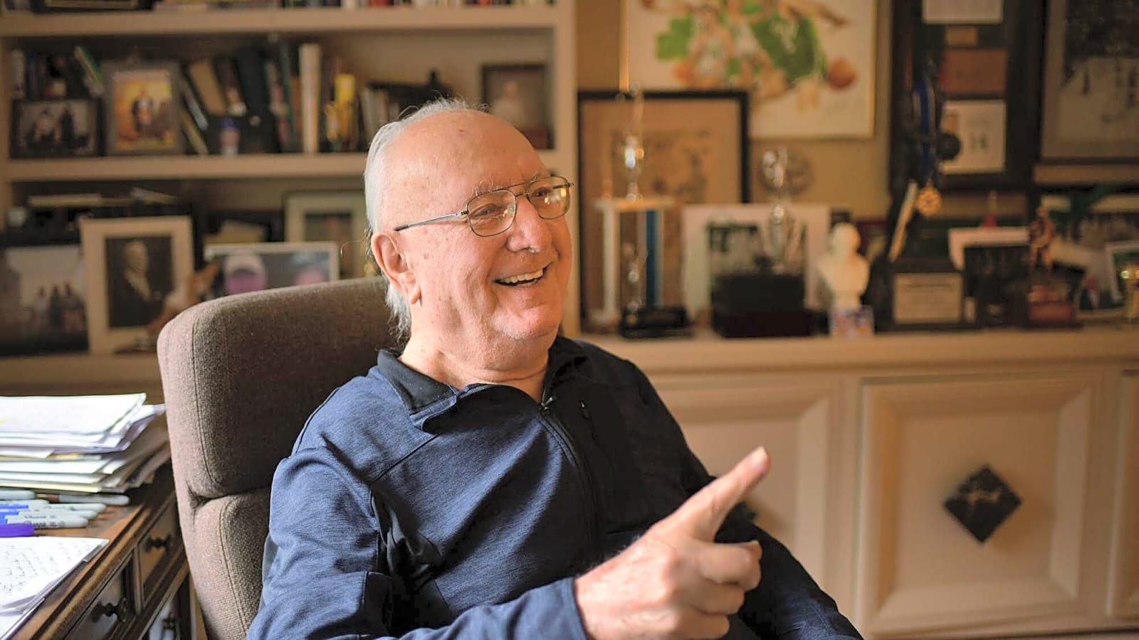 'They Should Be Kissing the Ground She Walks on:' Boston Celtics Legend Bob Cousy Rips WNBA Players for How They Treat Indiana Fever’s Caitlin Clark