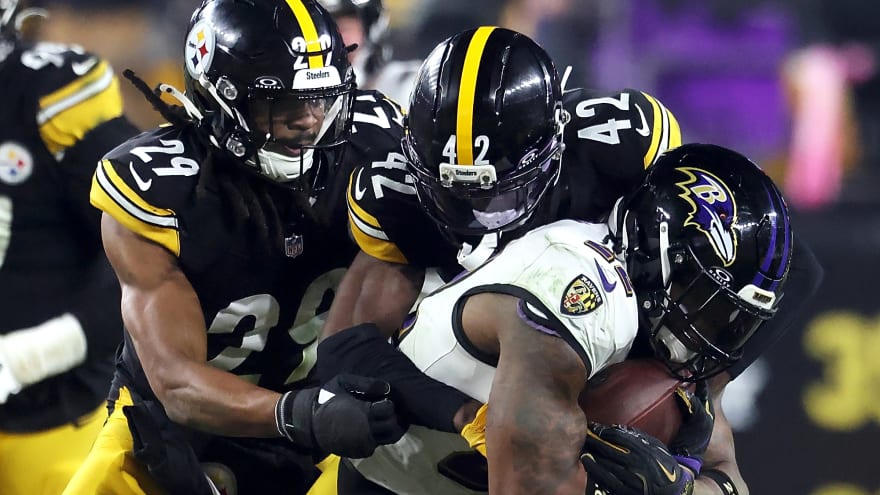 NFC North Contract Details: Pierre, Jackson, Lewis, Brooks, Jones