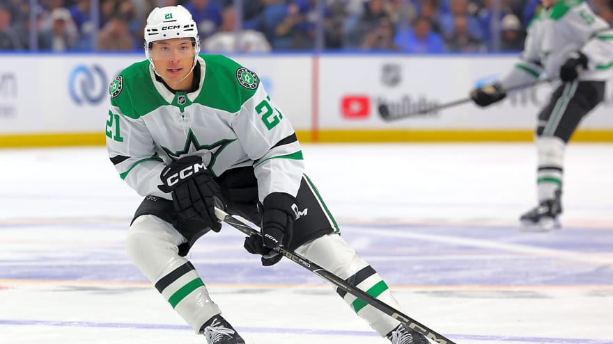 Stars To Begin Extension Talks With Jason Robertson In December