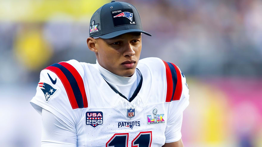 Steelers Encouraged To Bring Back Former QB Amidst Offseason Questions