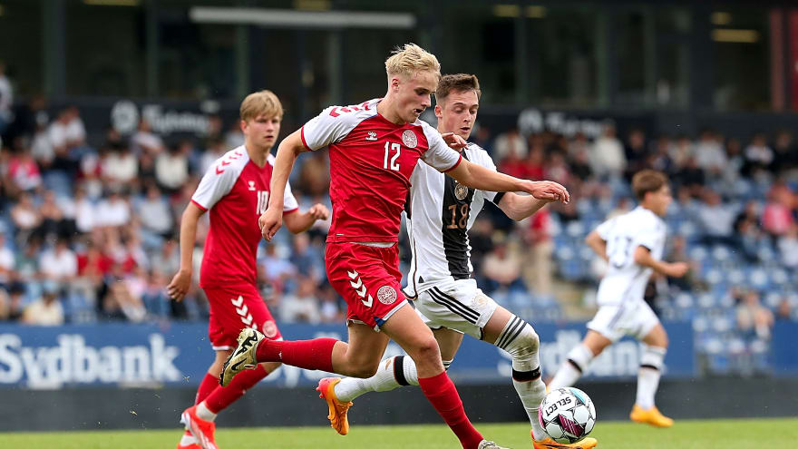 Report: Man United looking to sign £75m midfielder with 'quality in abundance'