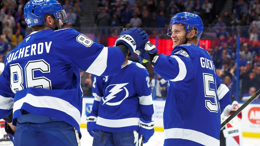 Guentzel’s Hat Trick Fires Lightning to 5-1 Win, Snapping Devils’ Streak in Hughes’ Absence