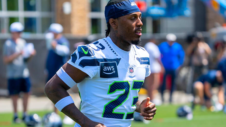 Seahawks Re-Signed S D’Anthony Bell To Practice Squad