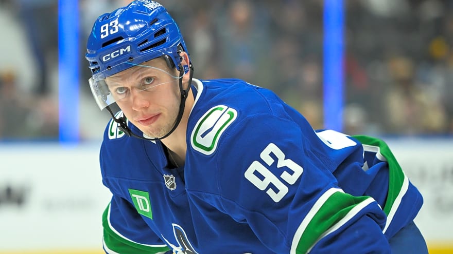 Marco Rossi Deserves a Bigger Role with the Canucks