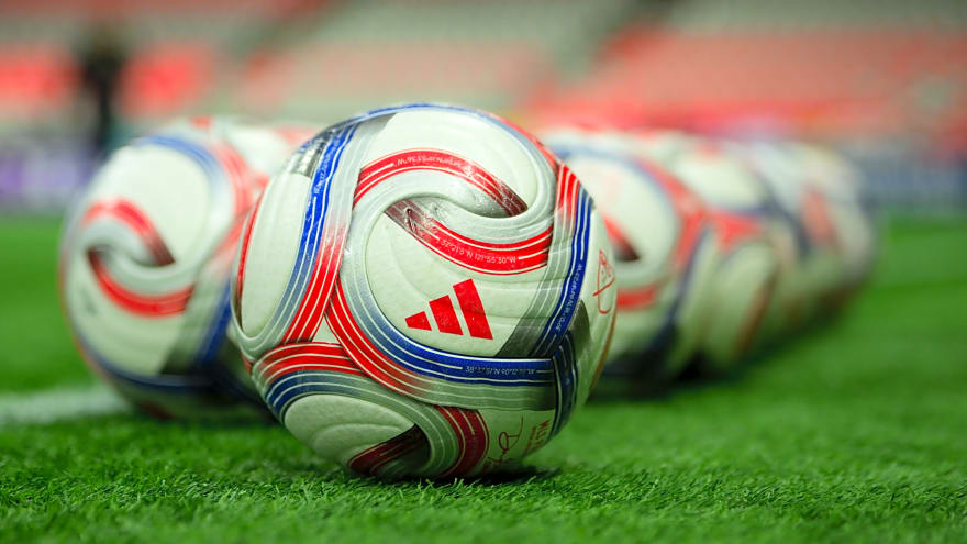 Liverpool join Chelsea and Man United in the race for £40m Premier League midfielder