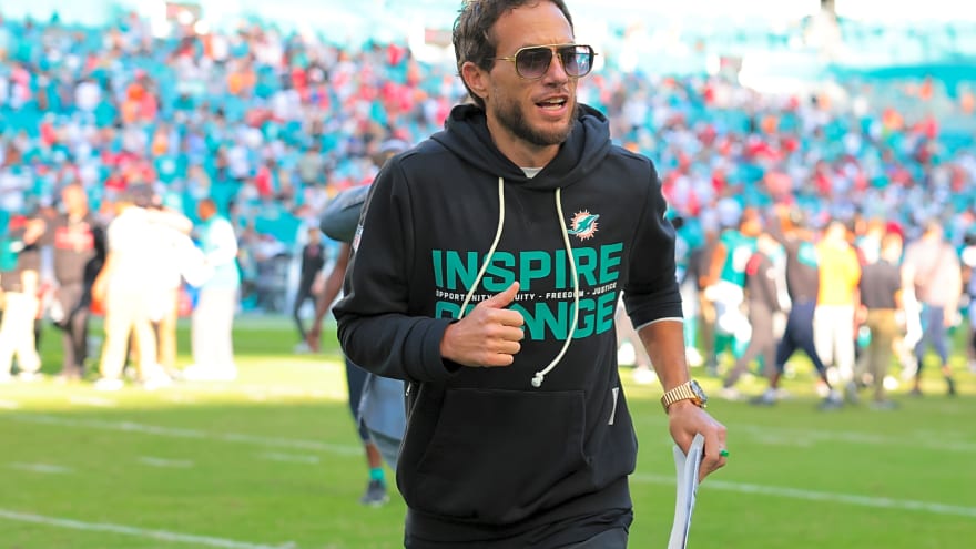 Mike McDaniel Worth Watching For Buccaneers’ OC Job?