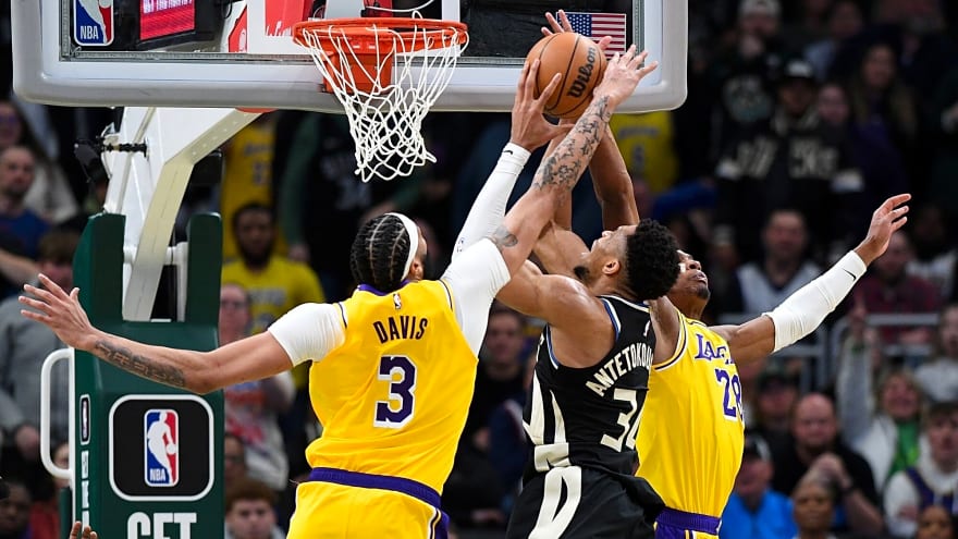 Next-level Anthony Davis rumor emerges before Bucks-Pistons