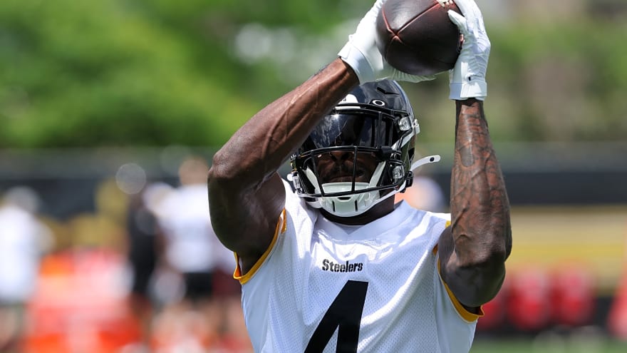 Steelers Need DK Metcalf To Hit Important Benchmark In 2026
