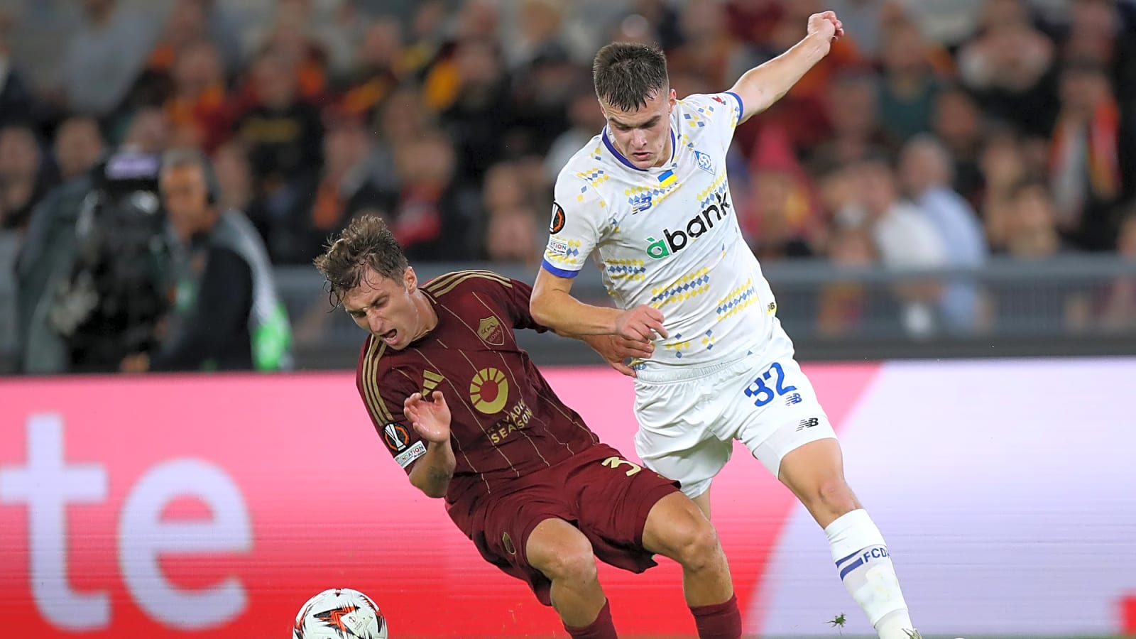 Transfer insider: Liverpool could rival Man Utd in chase for award-winning centre-back prodigy