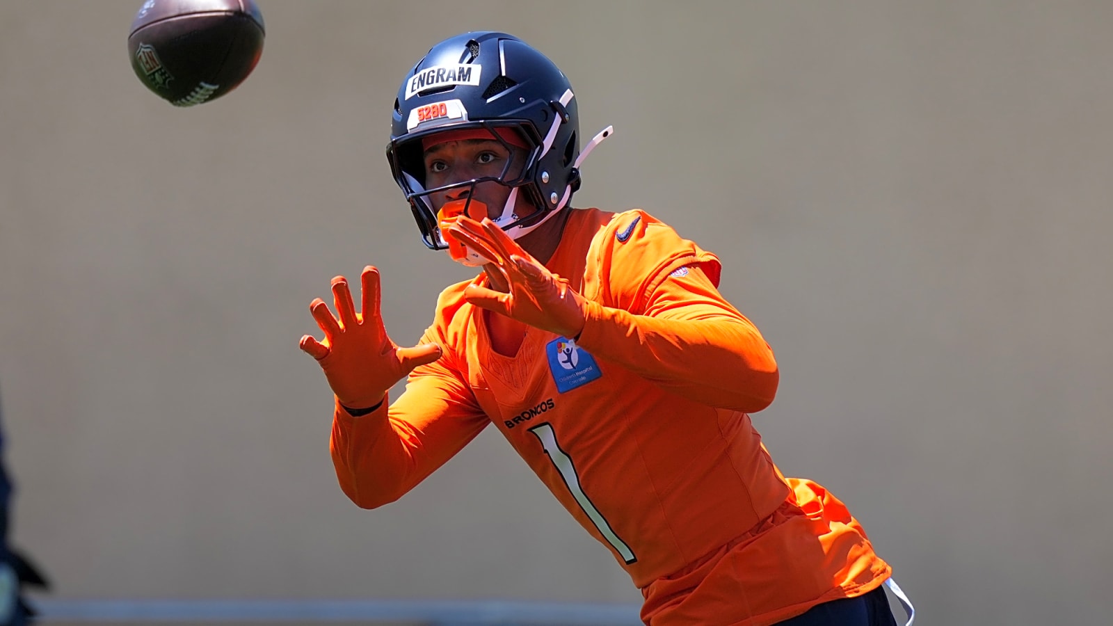 AFC Notes: Evan Engram, Justin Herbert, Chris Jones, Broncos, Chargers, Chiefs