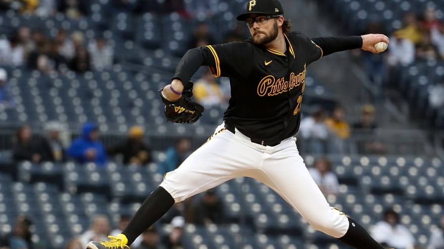 Report: Blue Jays sign southpaw Josh Fleming to MiLB deal