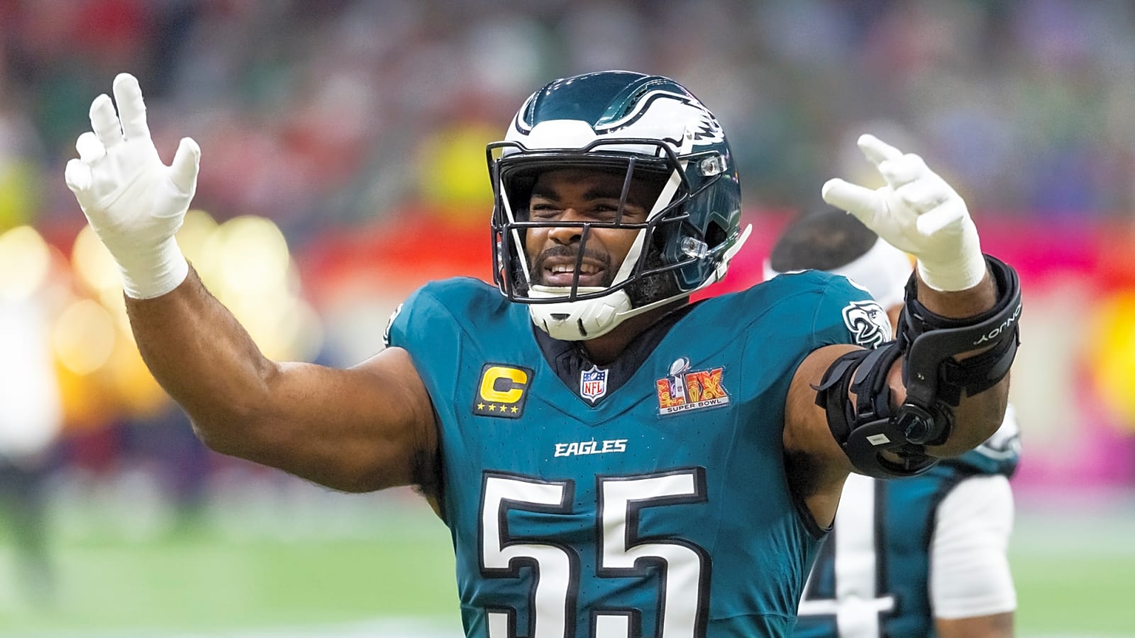 Brandon Graham Makes It Official - 'I&#39;m Back'