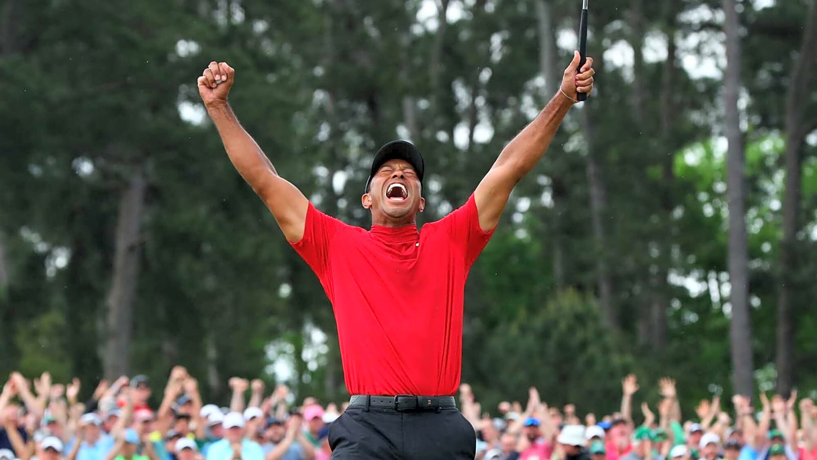 Tiger 2000: Relive Woods&#39; Unbeatable Season on CBS