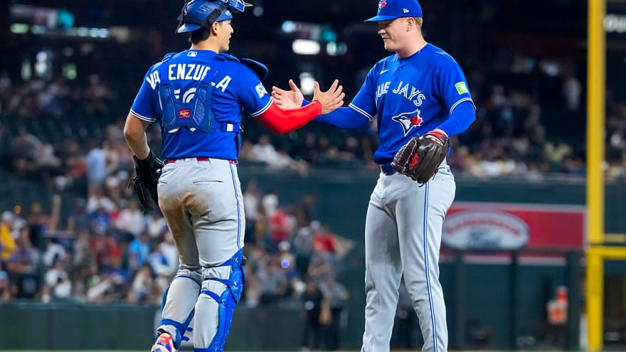 Blue Jays: Why Brandon Valenzuela should backup Alejandro Kirk upon his return
