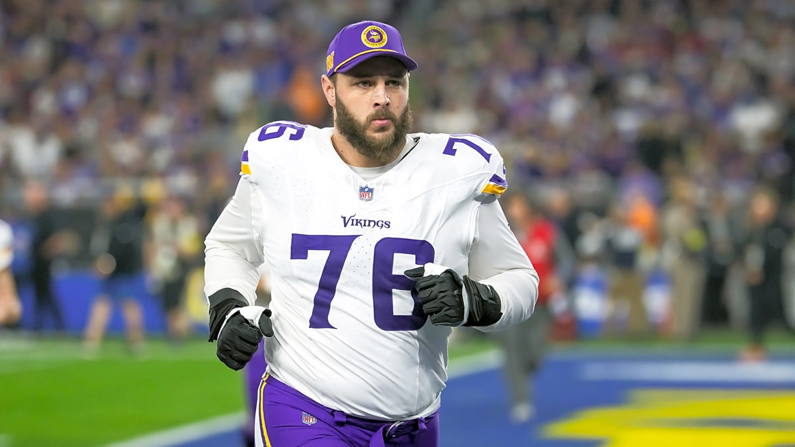 Rams Sign OT David Quessenberry