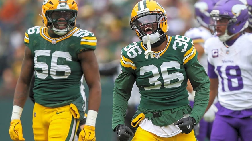 Former Tennessee Vol earns NFL crown during his team&#39;s blowout win over hated rival