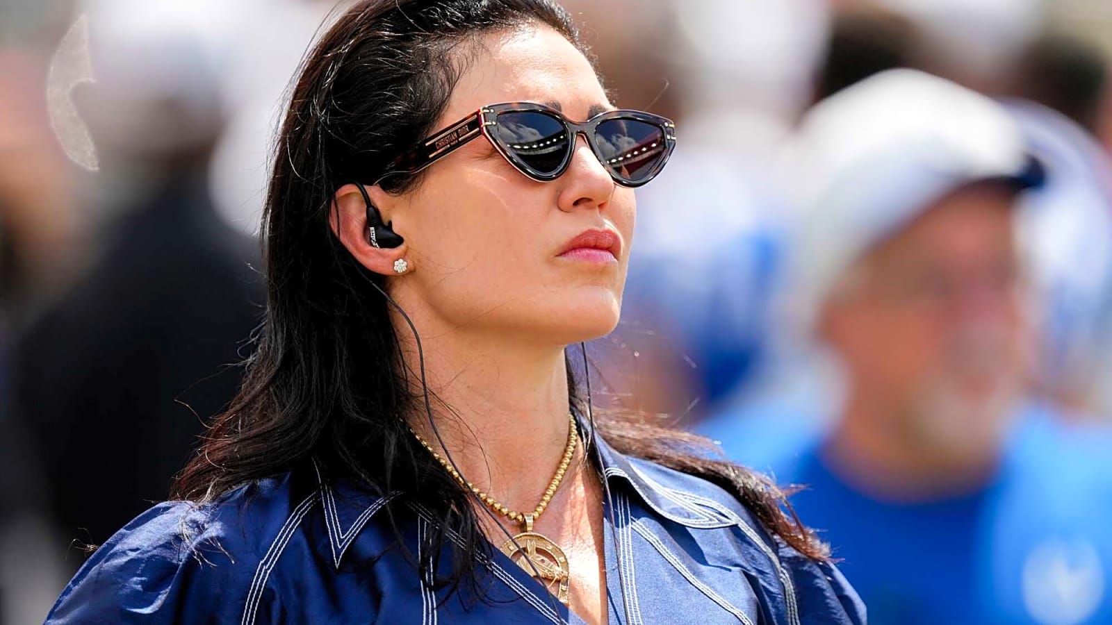Jim Irsay’s daughter Carlie was plugged-in during Colts’ game