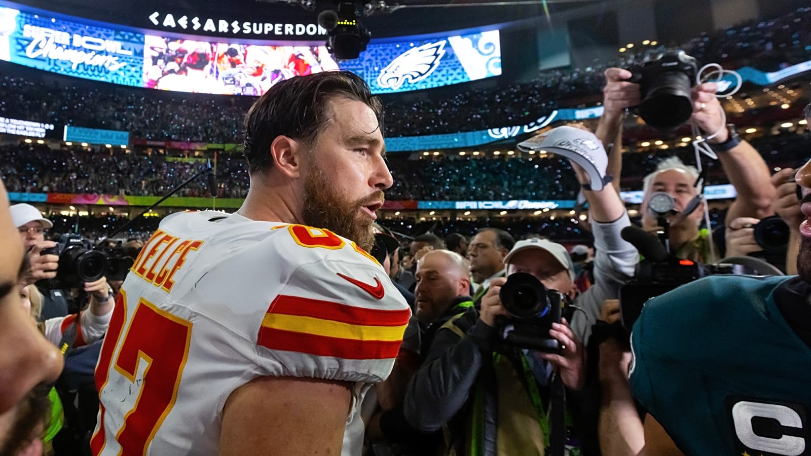 Travis Kelce and Taylor Swift&#39;s love story is on full display during date night in New York City