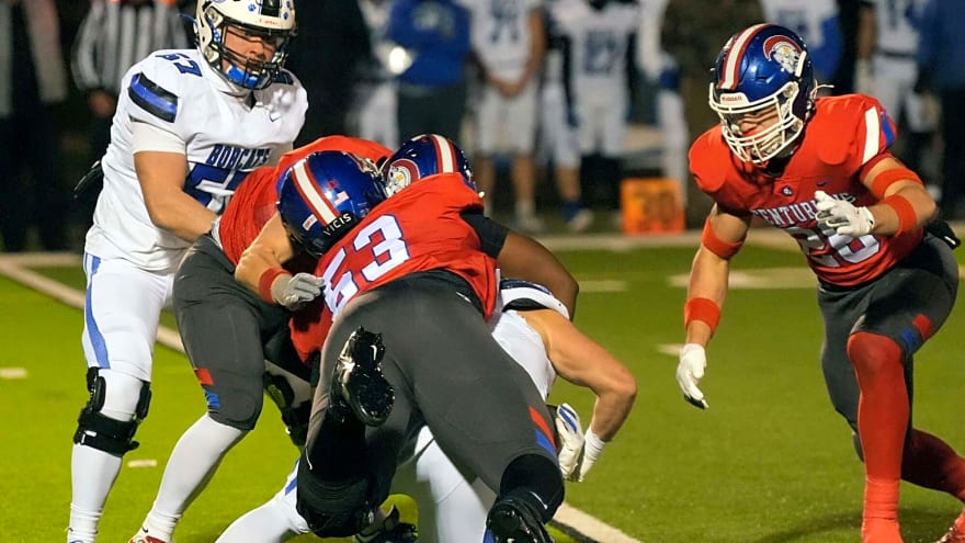 A top Notre Dame recruiting target just earned 5-star status, and he’s been a priority for the Fighting Irish well before that bump 