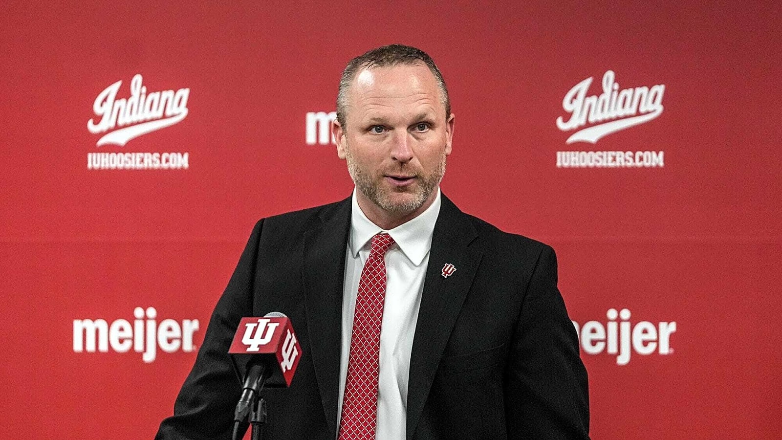 Baylor Bears to Face Indiana Hoosiers in Early Exhibition Matchup