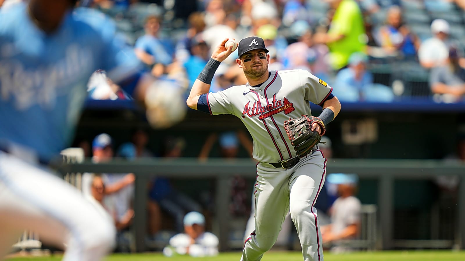  Austin Riley undergoes season-ending surgery