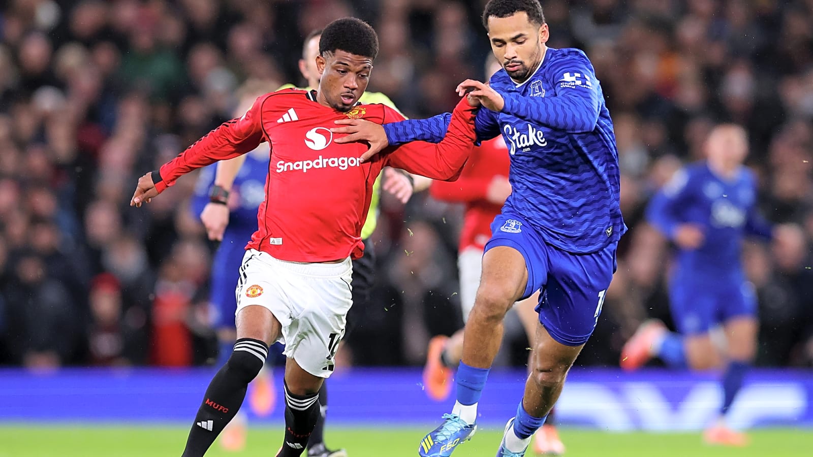 Delight for Utd fans: Red Devils now deemed ‘frontrunners’ in jam-packed race for ‘one of the best players in PL’