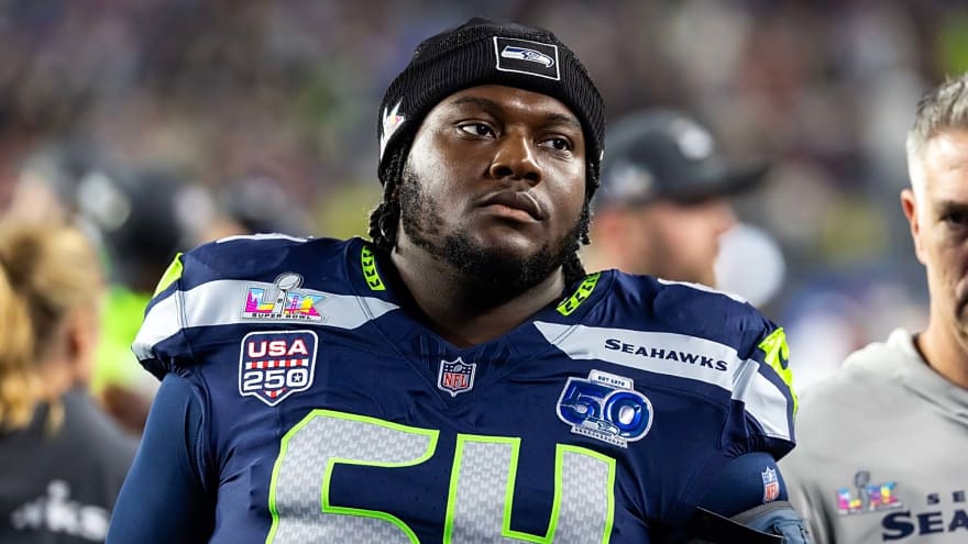 The Miami Dolphins just stole a player away from an AFC playoff hopeful in their latest roster-building move