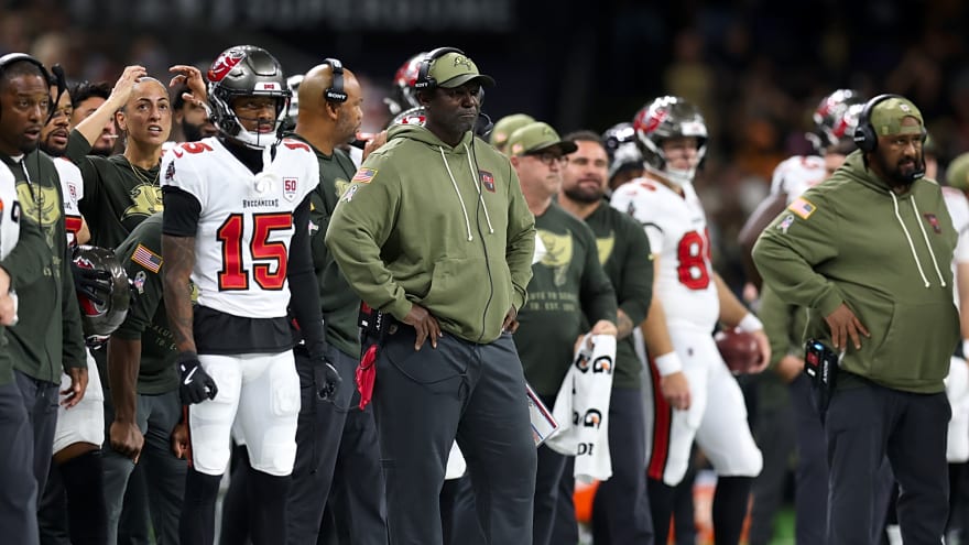 Buccaneers 2026 Offseason: Team Needs, Pending FAs, Draft Picks & More