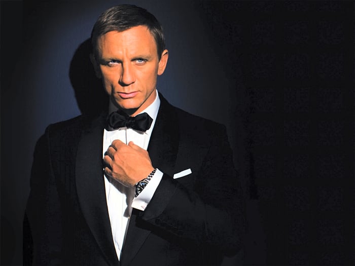 "Another Way to Die" ("Quantum of Solace," 2008)