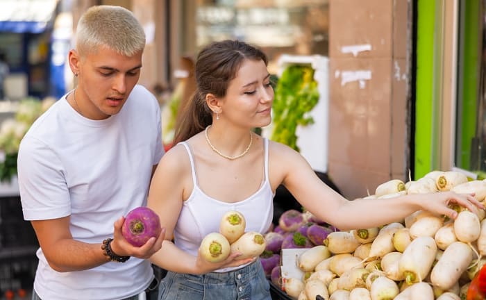 Visit a farmer’s market