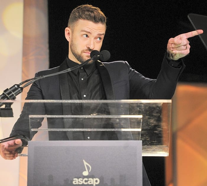"SexyBack" - Justin Timberlake ft. Timbaland (2006)