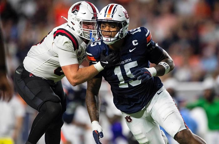 Dallas Cowboys: Keldric Faulk, DE, Auburn