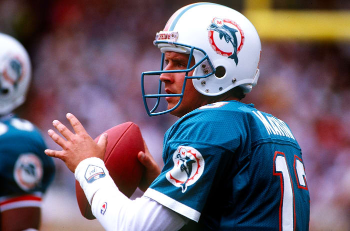 Miami Dolphins: Dan Marino (17 seasons)