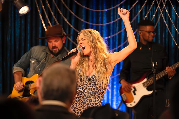 “How Do I Live” by LeAnn Rimes