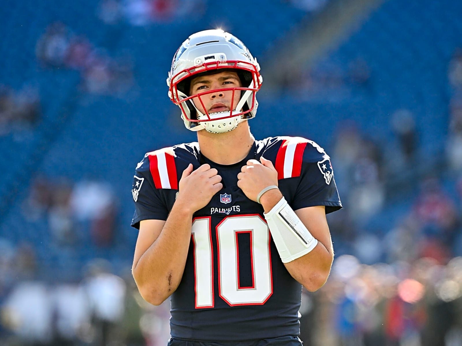 Gronkowski shares what makes Patriots' Maye a special QB | Yardbarker, image size:1600x1200