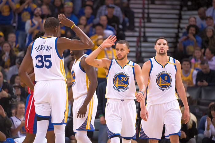 Kevin Durant Joins The 73-Win Warriors (2016)