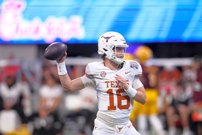 QB Arch Manning, Texas