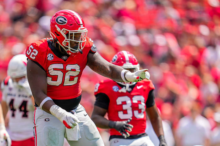 Defensive Tackle: Christen Miller, Georgia, Junior