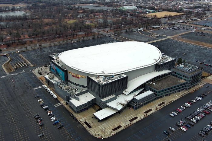 Philadelphia 76ers and Flyers