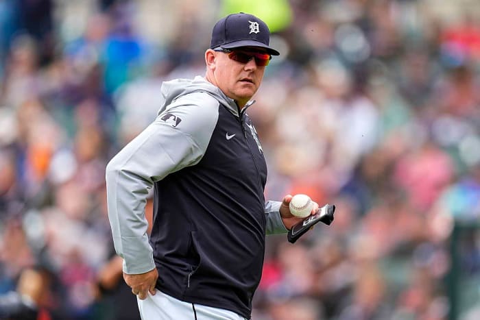  A.J. Hinch, Tigers (-950)