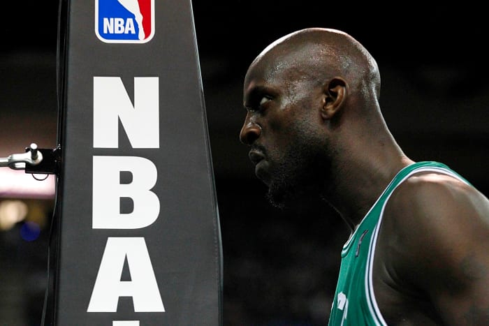 Kevin Garnett's Pregame Headbutts And Self-Talk