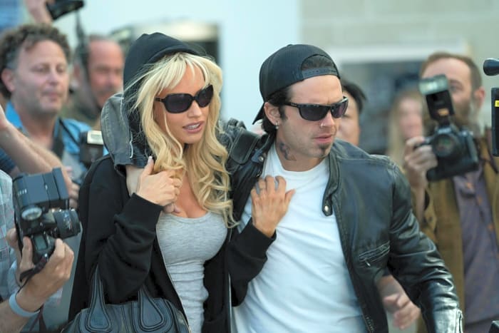 Sebastian Stan and Lily James in 'Pam & Tommy'