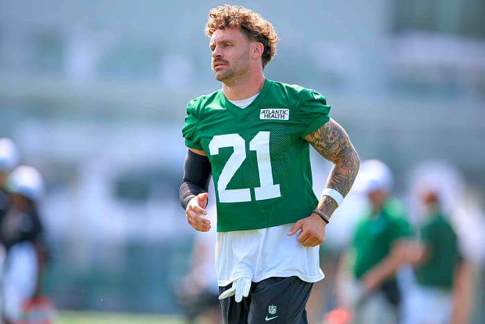 Miami Dolphins: Signed Ashtyn Davis