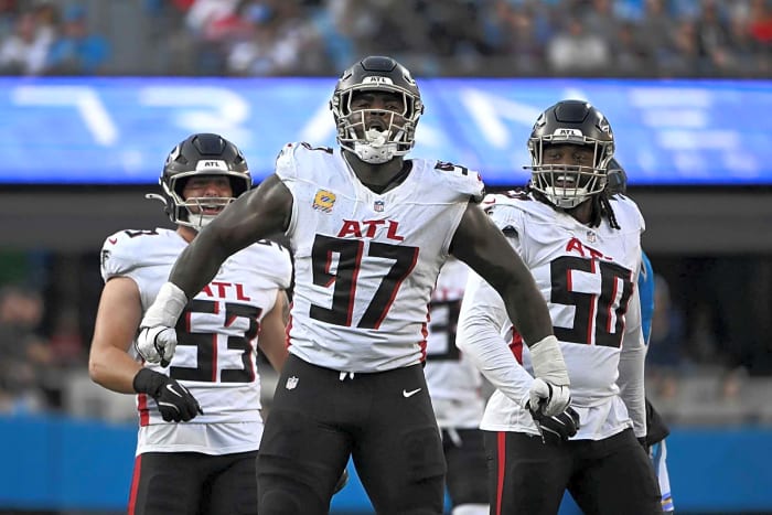 Chicago Bears: Signed Grady Jarrett
