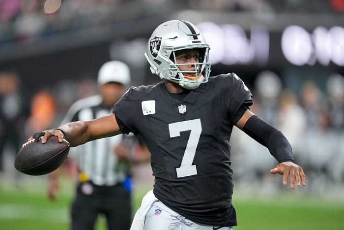 Raiders trade for QB Geno Smith