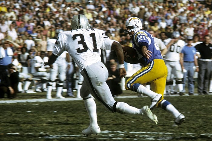 Johnny Unitas (San Diego Chargers): John Hadl