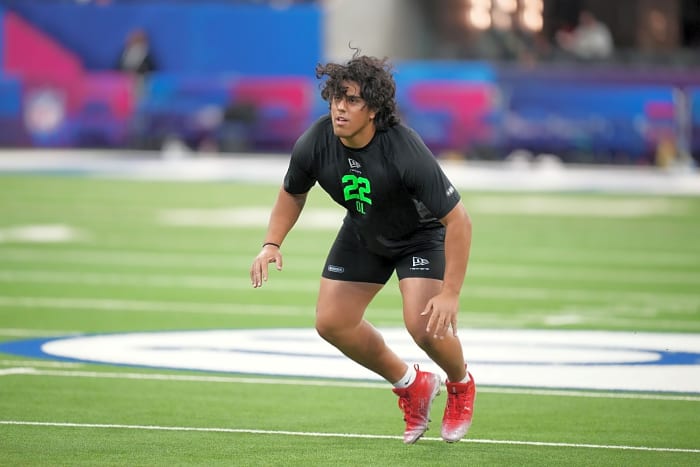 Cleveland Browns - Spencer Fano, OT: B-